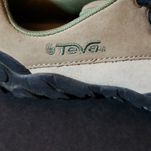 Teva hiking shoes - Picture 2 of 5